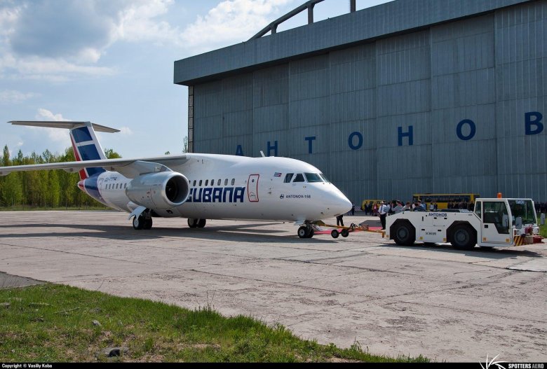 Самолет ан 158