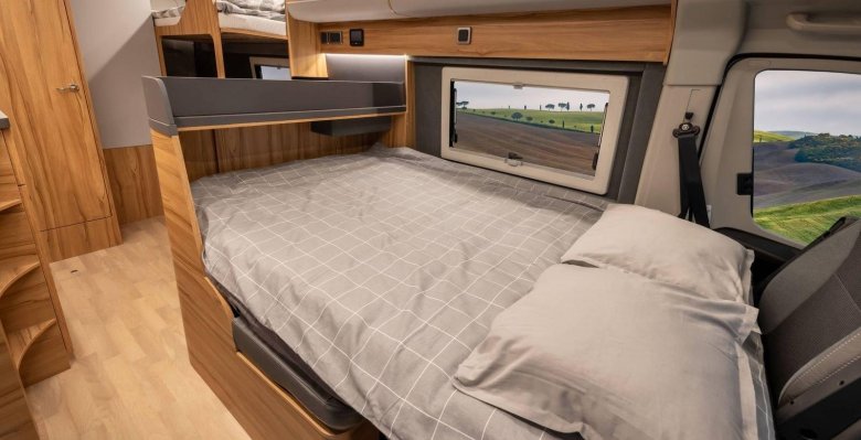 Мерседес автодом