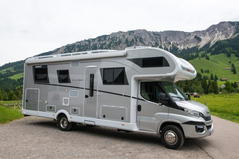 Автодом dethleffs globetrotter