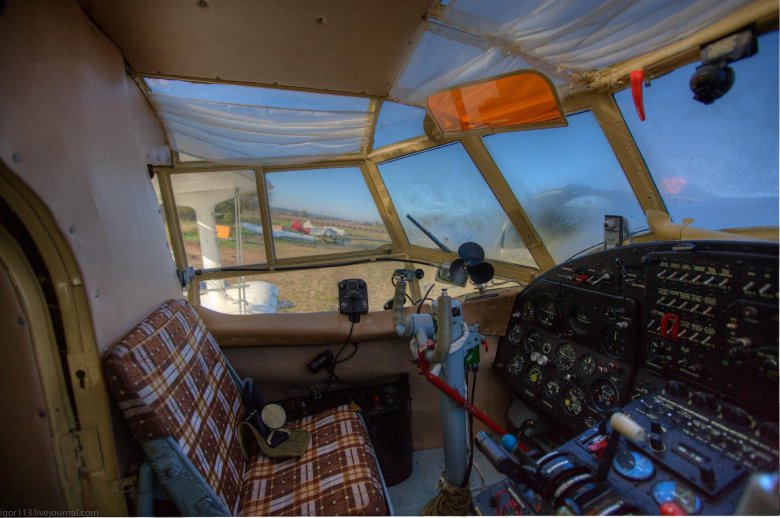 Ан 2 кабина