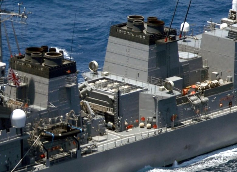 Эсминец сил самообороны японии