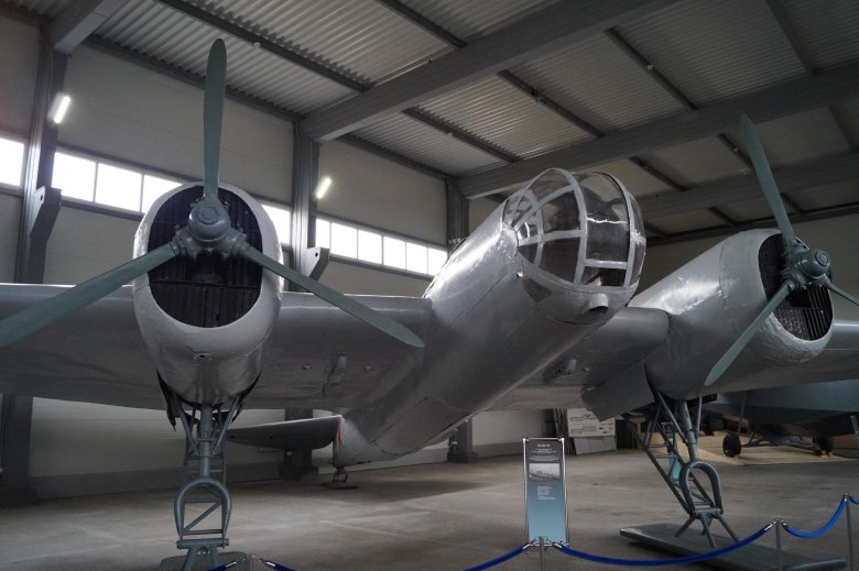 Сб 2 бомбардировщик