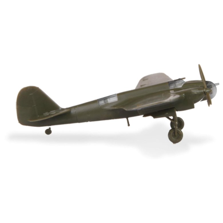 Сборная модель zvezda советский дальний бомбардировщик пе-8 (7264) 1:72