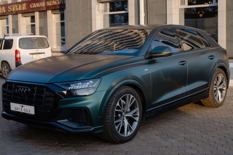 Audi q 8