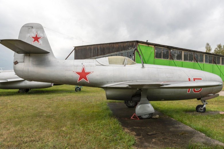 Самолеты як