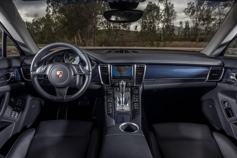 Porsche panamera салон