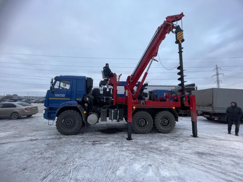 Бурильно крановая машина на камаз 43118