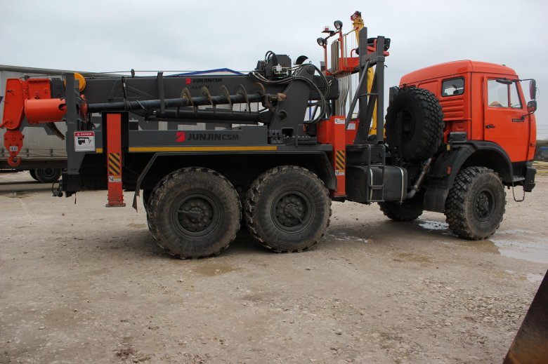 Камаз вездеход ямобур бкм