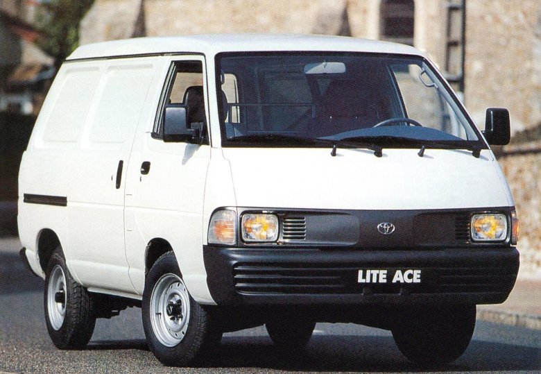 Toyota lite ace van
