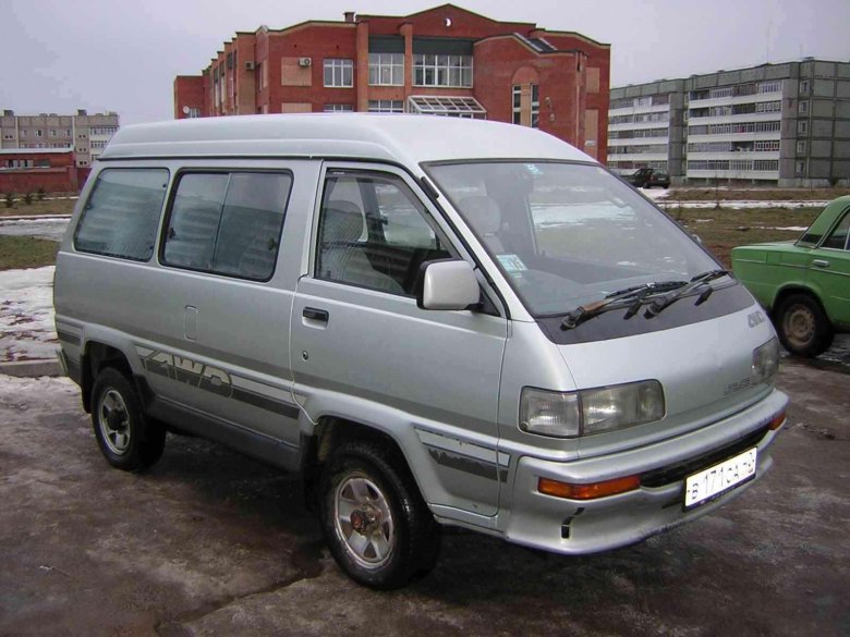 Toyota lite ace 1990
