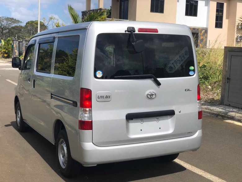 Toyota town ace van 2017