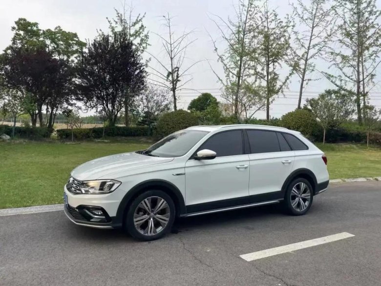 Volkswagen tiguan 2 поколение