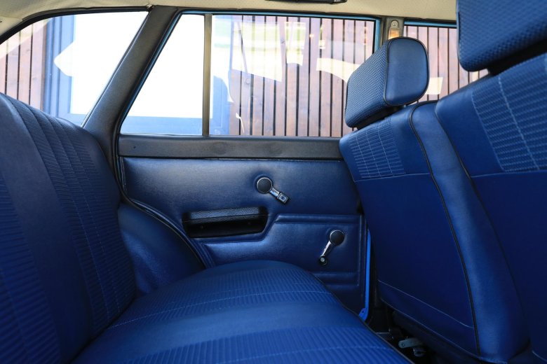 Синий салон москвич 2140