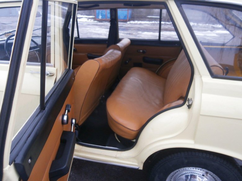 Иж 2125 салон