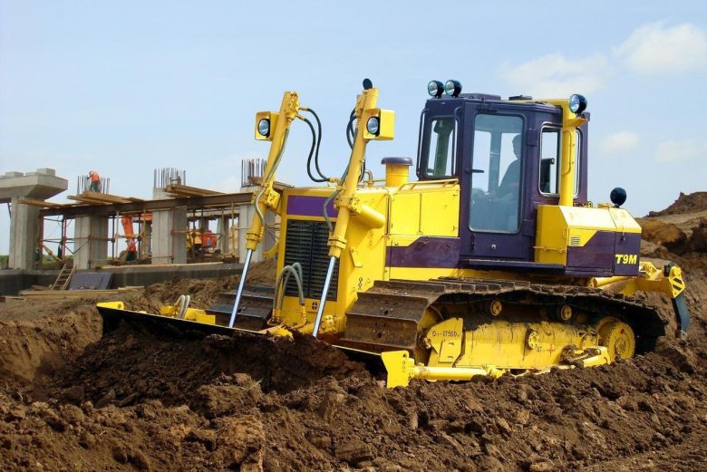 Бульдозер четра т9