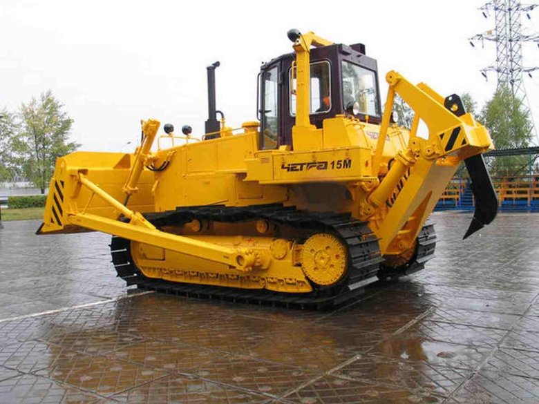 Бульдозер четра т15