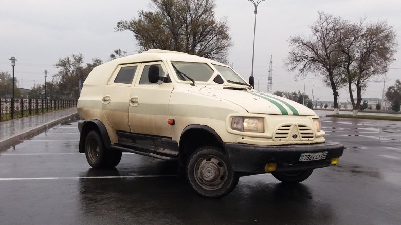 Инкассаторский броневик