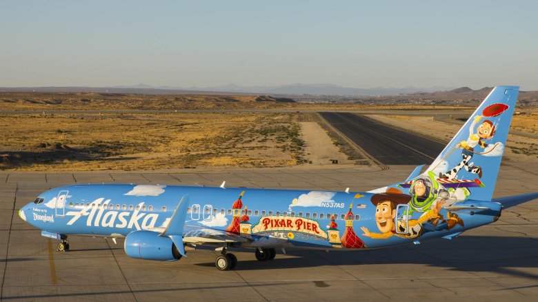 Аляска эйрлайнс ливрея