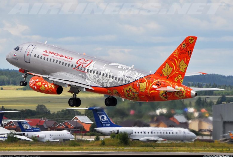 Ливрея россии суперджет 100