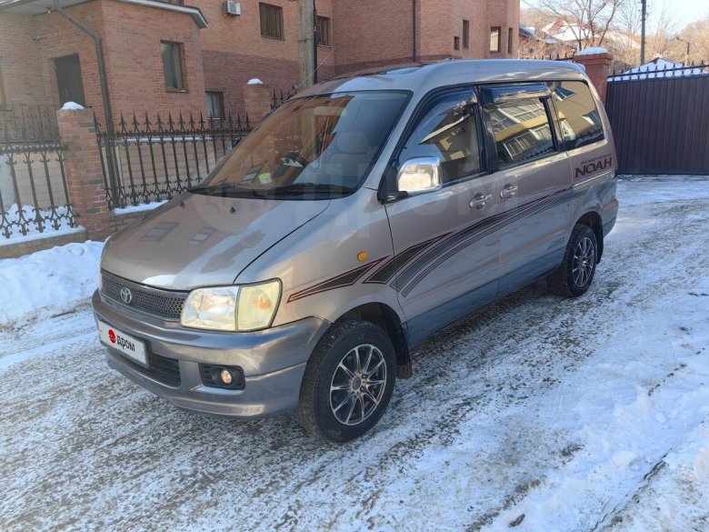 Toyota lite ace noah