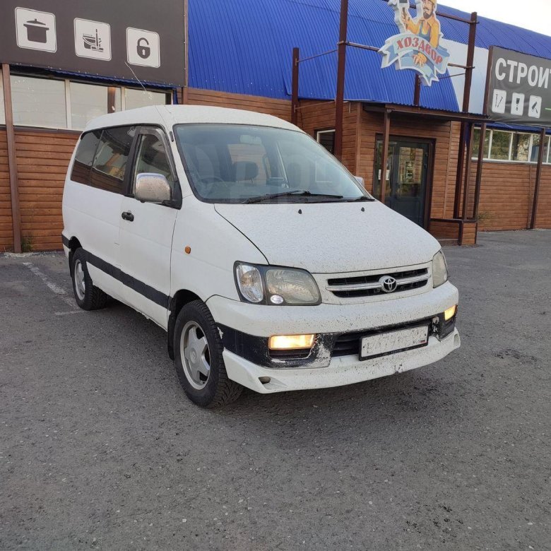Toyota lite ace noah 2000