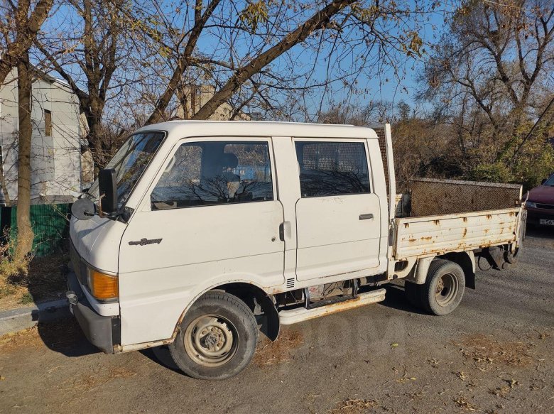 Мазда бонго 1990 год