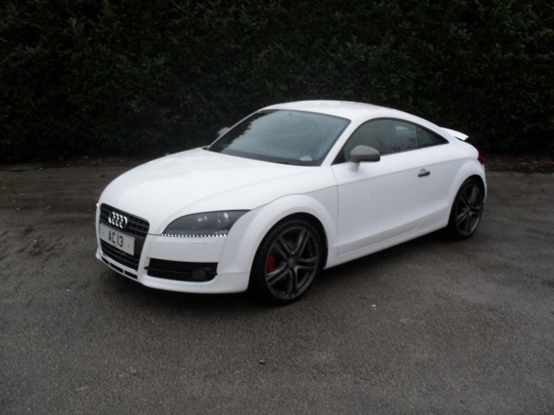 Audi tt белая