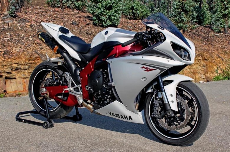 Yamaha r1 2009