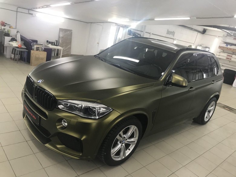 Бмв х5 зеленый металлик