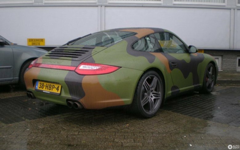 Porsche 911 camouflage