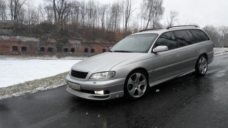 Опель омега универсал 2002