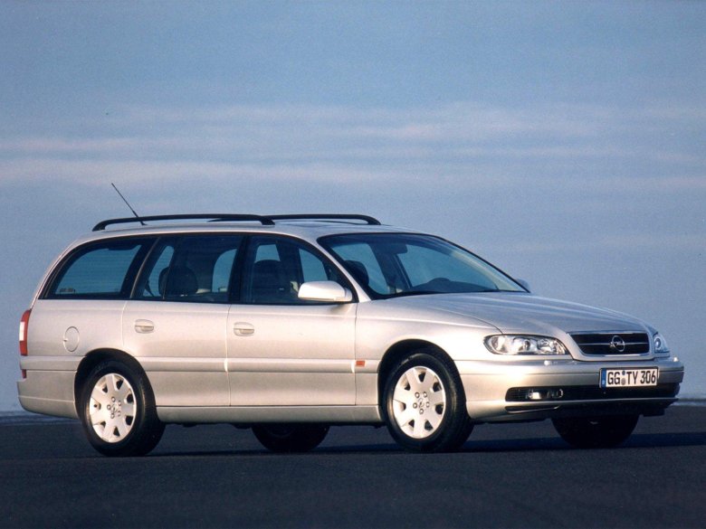 Opel omega caravan универсал