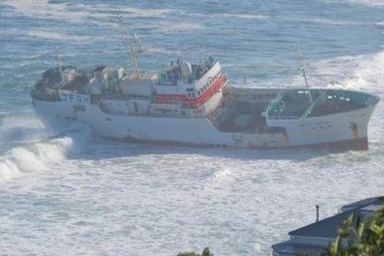 Корабли в шторм