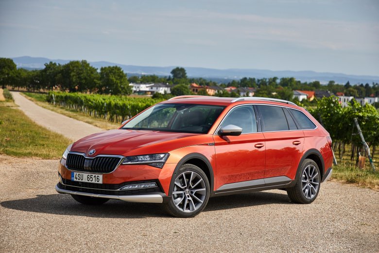 Skoda superb scout 2020