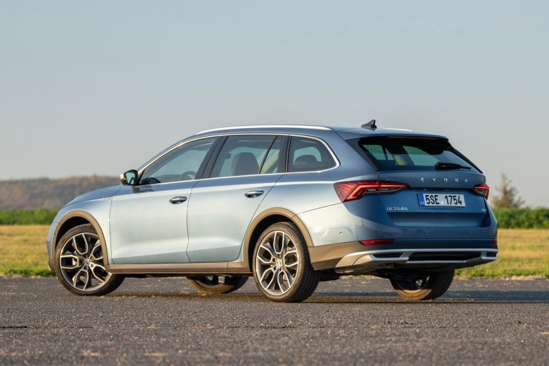 Skoda octavia scout 2021