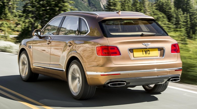 Бентли бентайга 2016 сзади