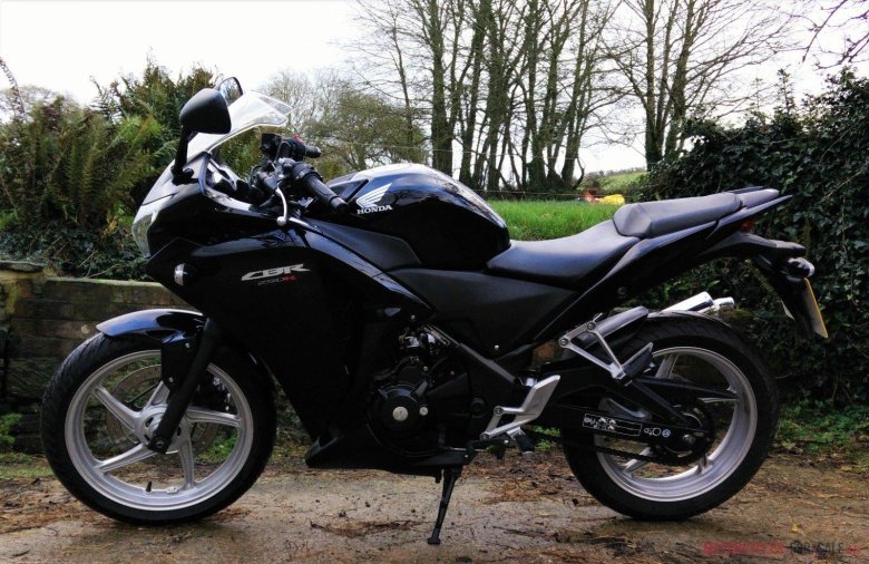 Honda cbr 250