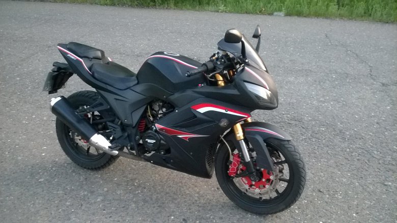 Мотоцикл 250 куб