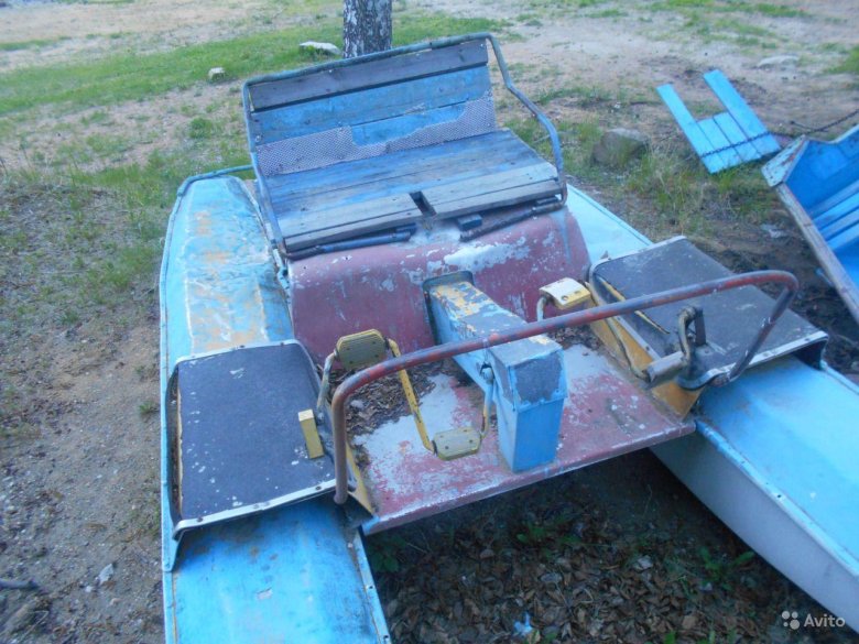 Педальный катамаран