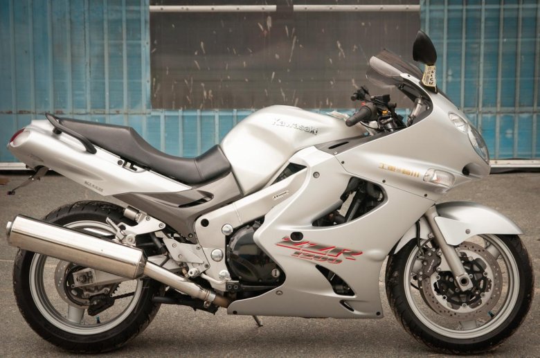 Кавасаки ззр 1200
