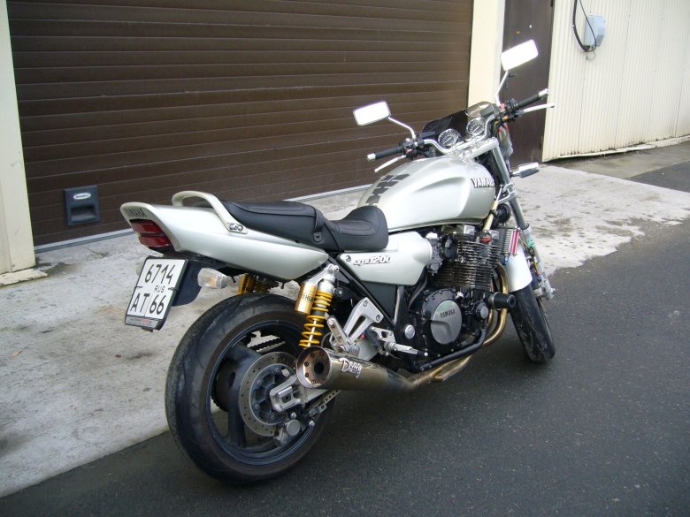 Ямаха xjr 1200