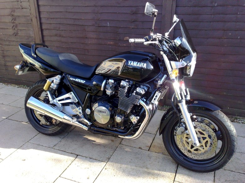 Ямаха xjr 1200