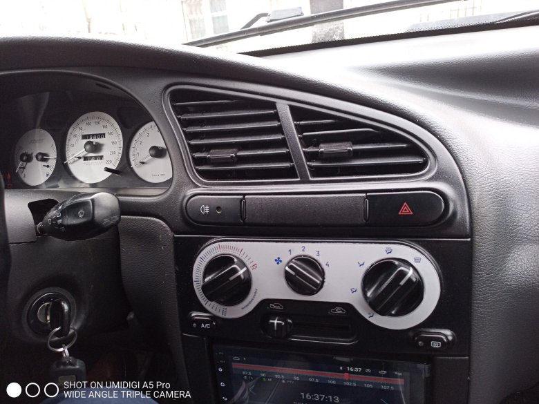 Панель ланос