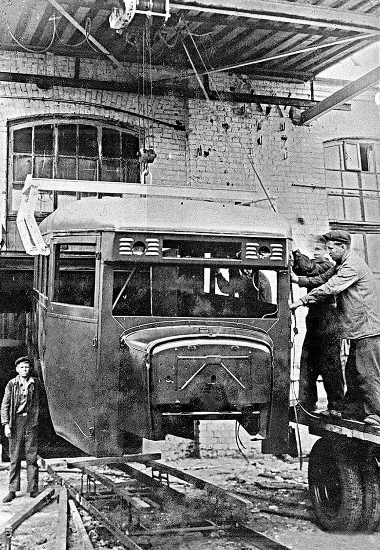 Горьковский автомобильный завод газ