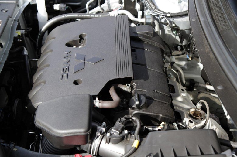 Двигатель митсубиси аутлендер