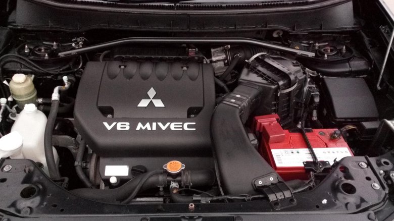 Митсубиси аутлендер 3 поколения