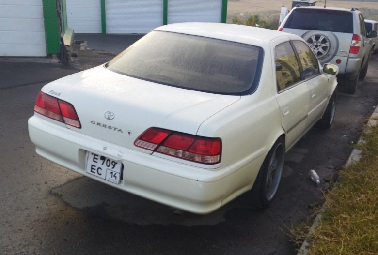 Креста тойота