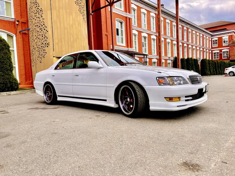 Toyota cresta v (x100)