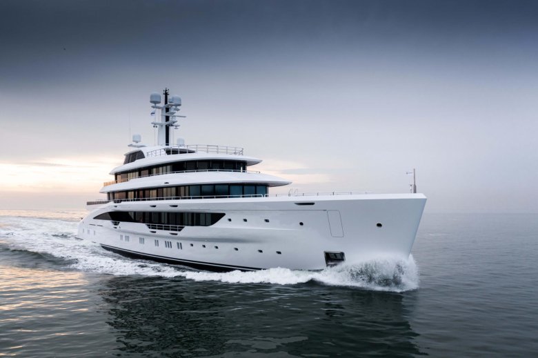 Amels mega yacht 111 m • 2022