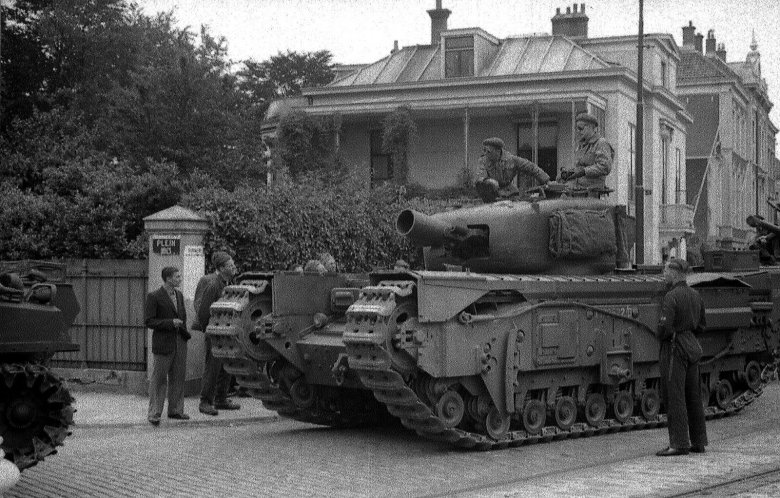 Танк черчилль авре